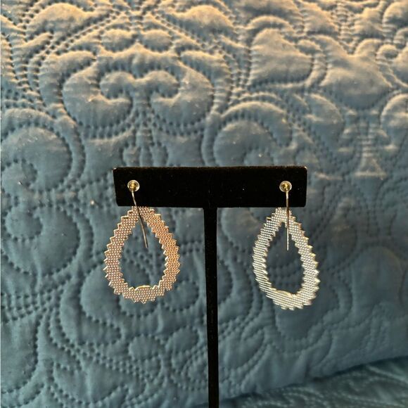 NEW Iron Orchid Studio Nickel-free Silver Drop Earrings - Picture 4 of 6